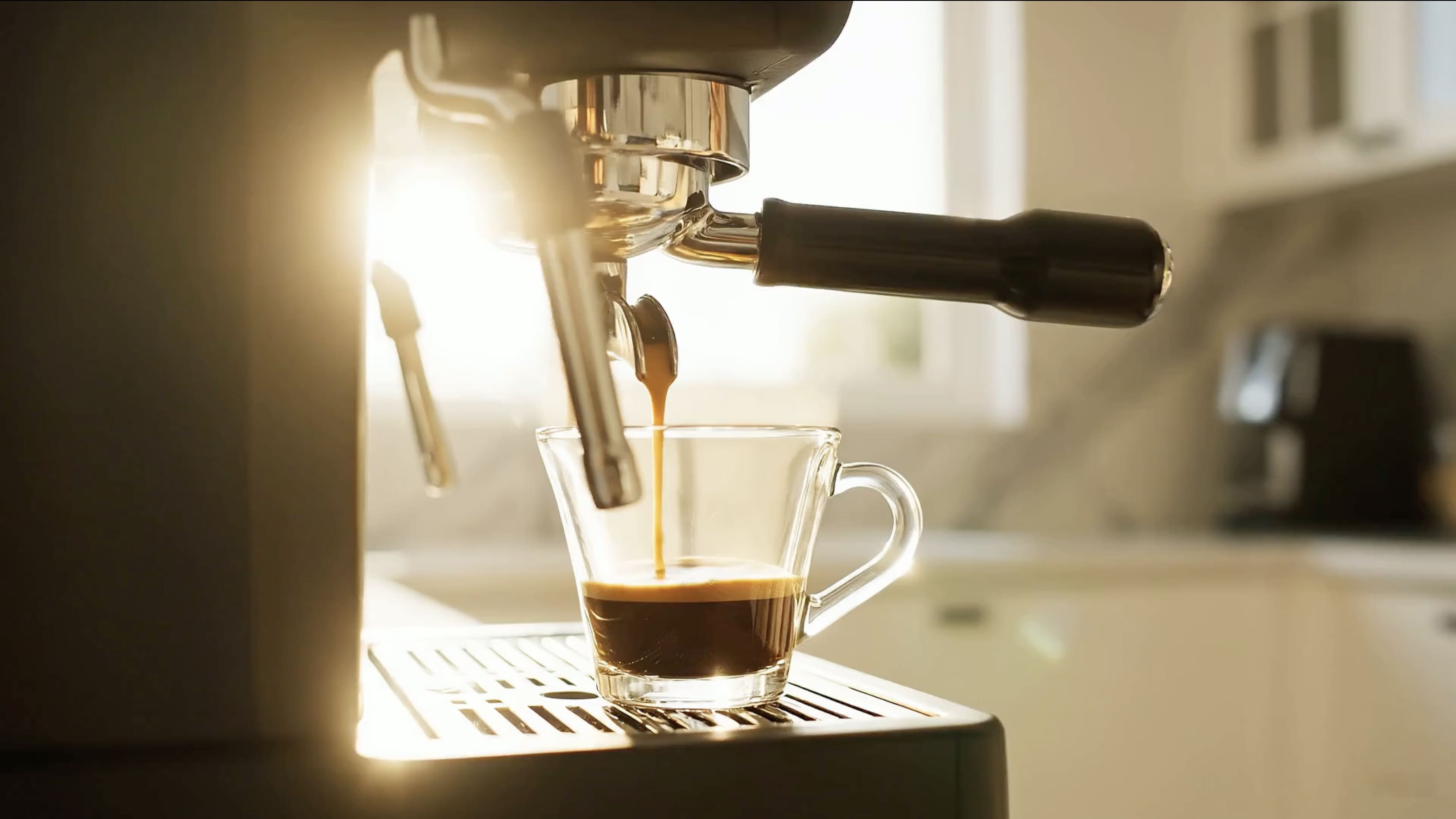 Anuncio de producto - Veo 4K - after Veo watermark removed